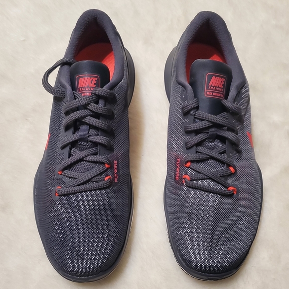 Women Nike Flex Supreme  TR 5, size 7.5, color grey and pinkish - Picture 3 of 7
